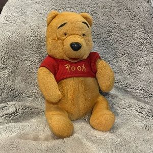 Vtg Winnie the Pooh bear stuffie